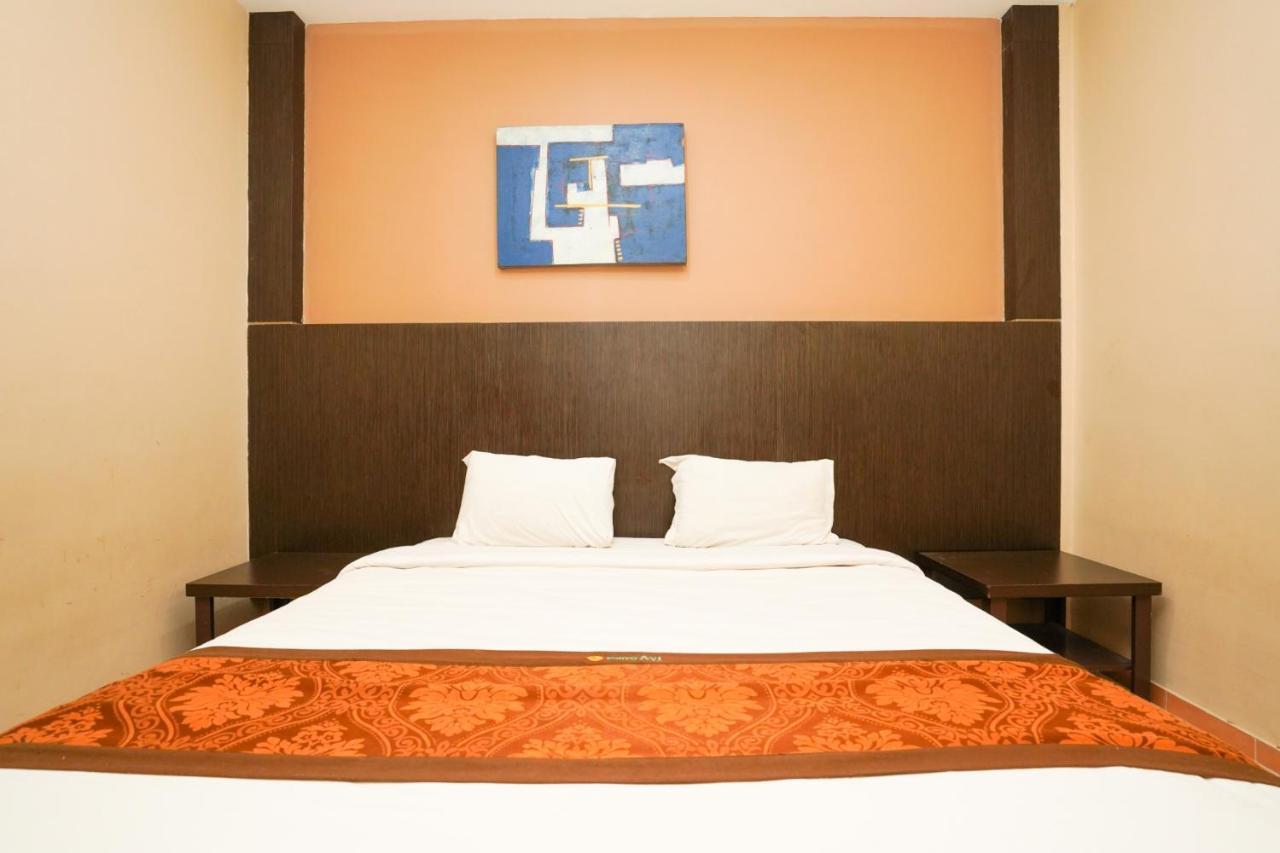 Avi Hotel Sorabaya Extérieur photo