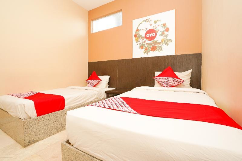 Avi Hotel Sorabaya Extérieur photo