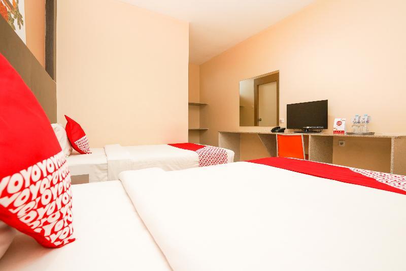 Avi Hotel Sorabaya Extérieur photo